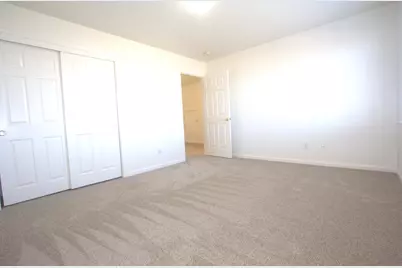 2261 Mogan Avenue, Sacramento, CA 95838 - Photo 22