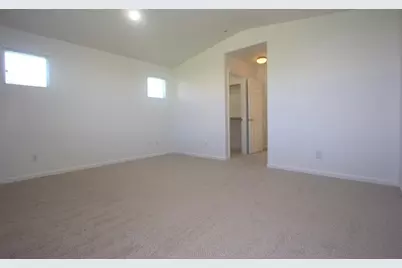 2261 Mogan Avenue, Sacramento, CA 95838 - Photo 16