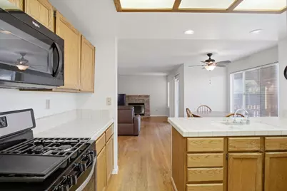 2025 Stoneglen Drive, Newman, CA 95360 - Photo 10