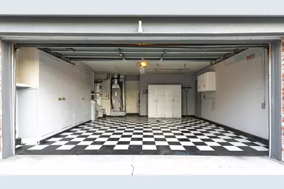 8949 Laguna Place Way, Elk Grove, CA 95758 - Photo 34