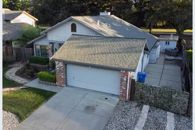 8949 Laguna Place Way, Elk Grove, CA 95758 - Photo 2