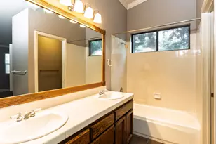 8949 Laguna Pl Way, Elk Grove, CA 95758 - Photo 26