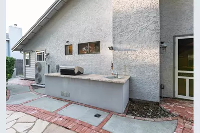 8949 Laguna Place Way, Elk Grove, CA 95758 - Photo 54