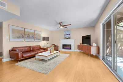 9160 Madison Avenue #32, Fair Oaks, CA 95628 - Photo 2
