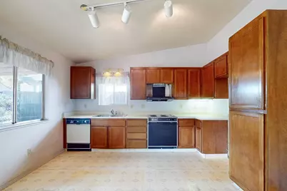 1000 Beechwood Street, Yuba City, CA 95991 - Photo 4