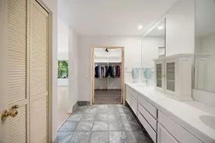 11305 Sutters Mill Cir, Gold River, CA 95670 - Photo 34