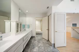 11305 Sutters Mill Cir, Gold River, CA 95670 - Photo 30