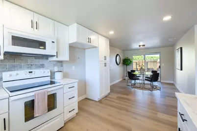 6211 14th Street, Sacramento, CA 95831 - Photo 46