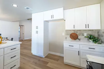 6211 14th Street, Sacramento, CA 95831 - Photo 16