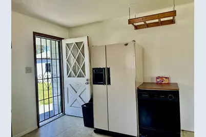 907 S. Gertrude Avenue, Stockton, CA 95215 - Photo 10