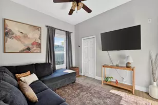 401 11th St, Sacramento, CA 95814 - Photo 32