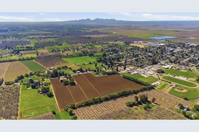 218 B Street, Biggs, CA 95917 - Photo 2