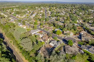 13260 Erin Dr, Auburn, CA 95603 - Photo 34