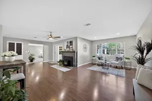 4971 Michele Ln, Sacramento, CA 95822 - Photo 4