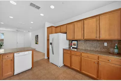 114 Barnhill Drive, Folsom, CA 95630 - Photo 6