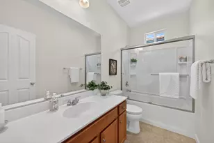 114 Barnhill Dr, Folsom, CA 95630 - Photo 16