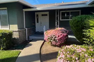 2371 Glen Ellen Cir, Sacramento, CA 95822 - Photo 2