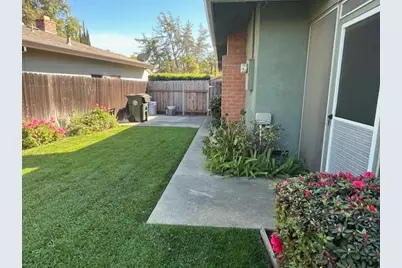 2371 Glen Ellen Circle, Sacramento, CA 95822 - Photo 16
