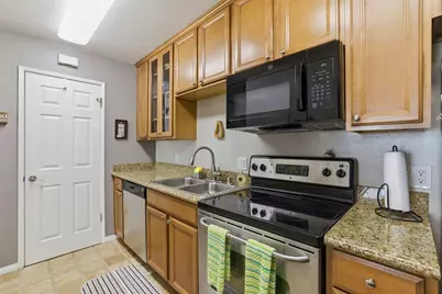 516 Woodside Oaks #3, Sacramento, CA 95825 - Photo 4