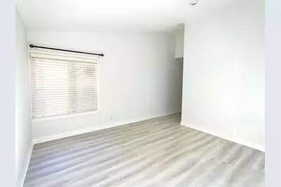 14491 Pinewood Road, Tustin, CA 92780 - Photo 18