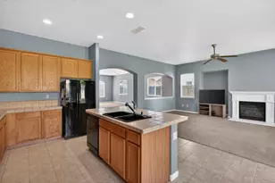 9341 Pascal Way, Elk Grove, CA 95624 - Photo 18