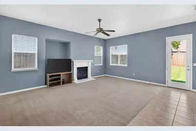 9341 Pascal Way, Elk Grove, CA 95624 - Photo 10