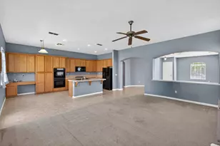 9341 Pascal Way, Elk Grove, CA 95624 - Photo 12