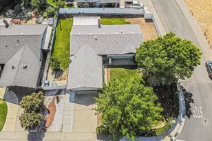 5851 Shenandoah Dr, Sacramento, CA 95841 - Photo 18