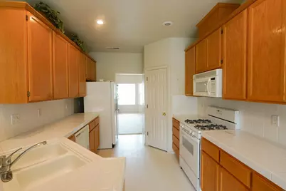 785 Kinglet Court, Merced, CA 95340 - Photo 10