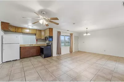 4529 E Briggsmore Avenue, Modesto, CA 95355 - Photo 20