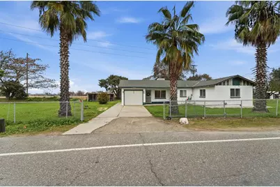 4529 E Briggsmore Avenue, Modesto, CA 95355 - Photo 2