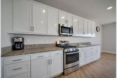 1080 Mariners Dr, Lathrop, CA 95330 - Photo 12