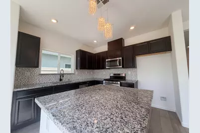 1176 Willow Hill Avenue, Sacramento, CA 95834 - Photo 2