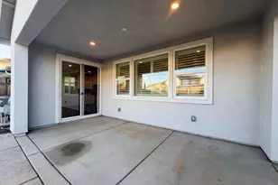 8292 Triplefin Way, Elk Grove, CA 95757 - Photo 16
