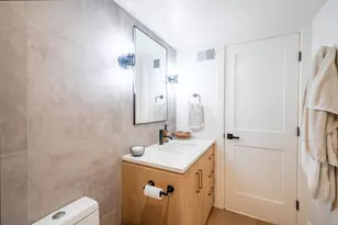 7975 Stone Canyon Cir, Citrus Heights, CA 95610 - Photo 38