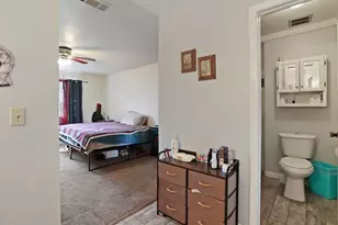 3172 W Creek Dr, Stockton, CA 95209 - Photo 24