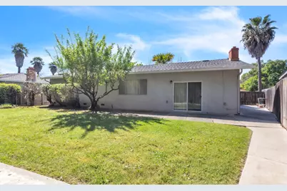 6829 Havenhurst Drive, Sacramento, CA 95831 - Photo 18