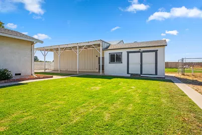 10680 Cleveland Avenue, Oakdale, CA 95361 - Photo 18