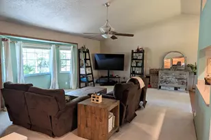 10388 Kenwood Dr, Grass Valley, CA 95949 - Photo 18