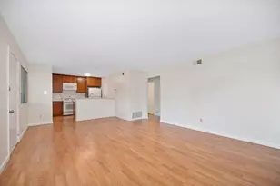 8951 El Mirador Dr, Elk Grove, CA 95624 - Photo 6