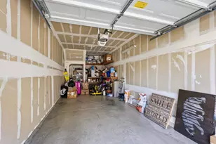 900 Moon Cir, Folsom, CA 95630 - Photo 30