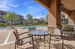 900 Moon Cir, Folsom, CA 95630 - Photo 38