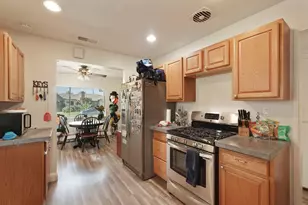 2513 36th Ave, Sacramento, CA 95822 - Photo 14