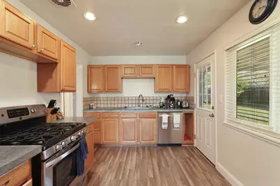 2513 36th Avenue, Sacramento, CA 95822 - Photo 12