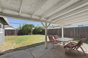 2513 36th Ave, Sacramento, CA 95822 - Photo 24