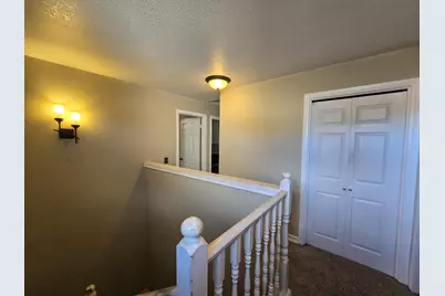 401 Montrose Court, Modesto, CA 95355 - Photo 18