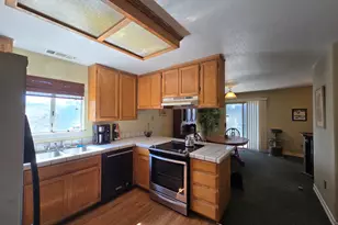 401 Montrose Ct, Modesto, CA 95355 - Photo 8