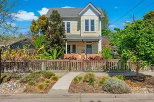 1121 4th St, Davis, CA 95616 - Photo 1