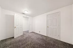 477 Lampasas Ave, Sacramento, CA 95815 - Photo 10