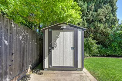 5100 Oak Point Way, Fair Oaks, CA 95628 - Photo 52